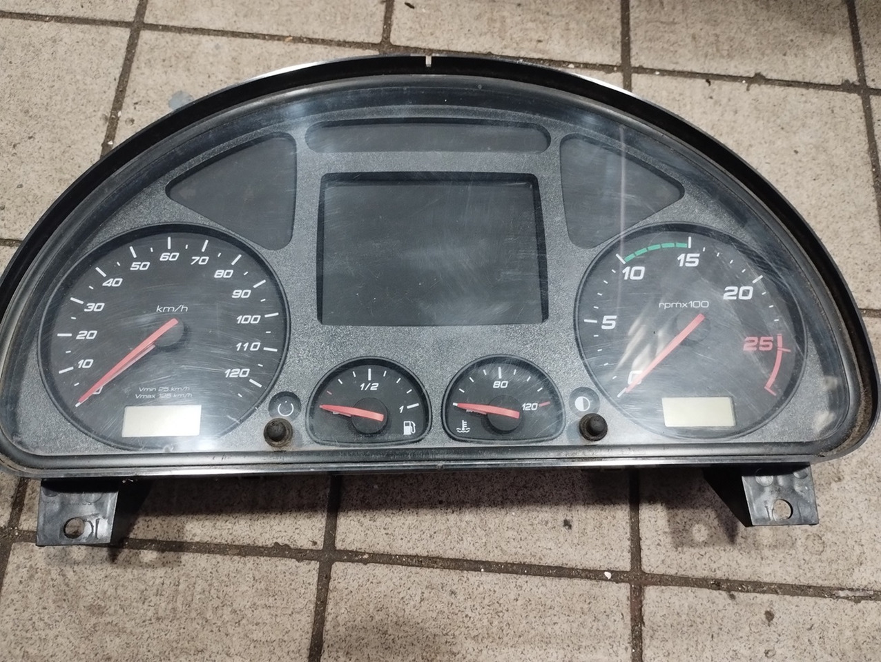 ZEGAR LICZNIK IVECO STRALIS HI-WAY E6 5801721169 - 태코그래프 : 사진 1 ZEGAR LICZNIK IVECO STRALIS HI-WAY E6 5801721169 - 태코그래프 : 사진 1