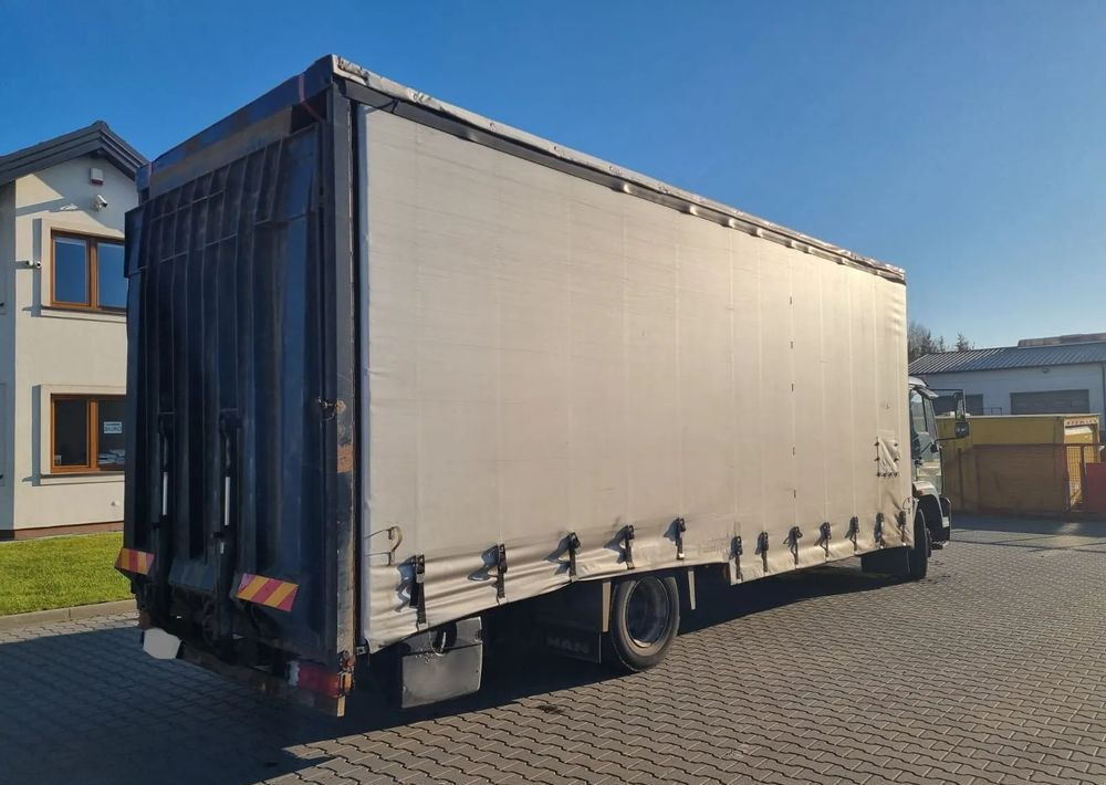 MAN LE 15 220 - 견인 트럭 : 사진 5 MAN LE 15 220 - 견인 트럭 : 사진 5