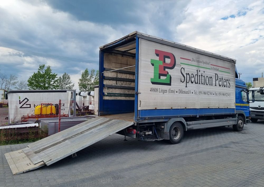 Mercedes-Benz Atego 1229 - 견인 트럭 : 사진 3 Mercedes-Benz Atego 1229 - 견인 트럭 : 사진 3