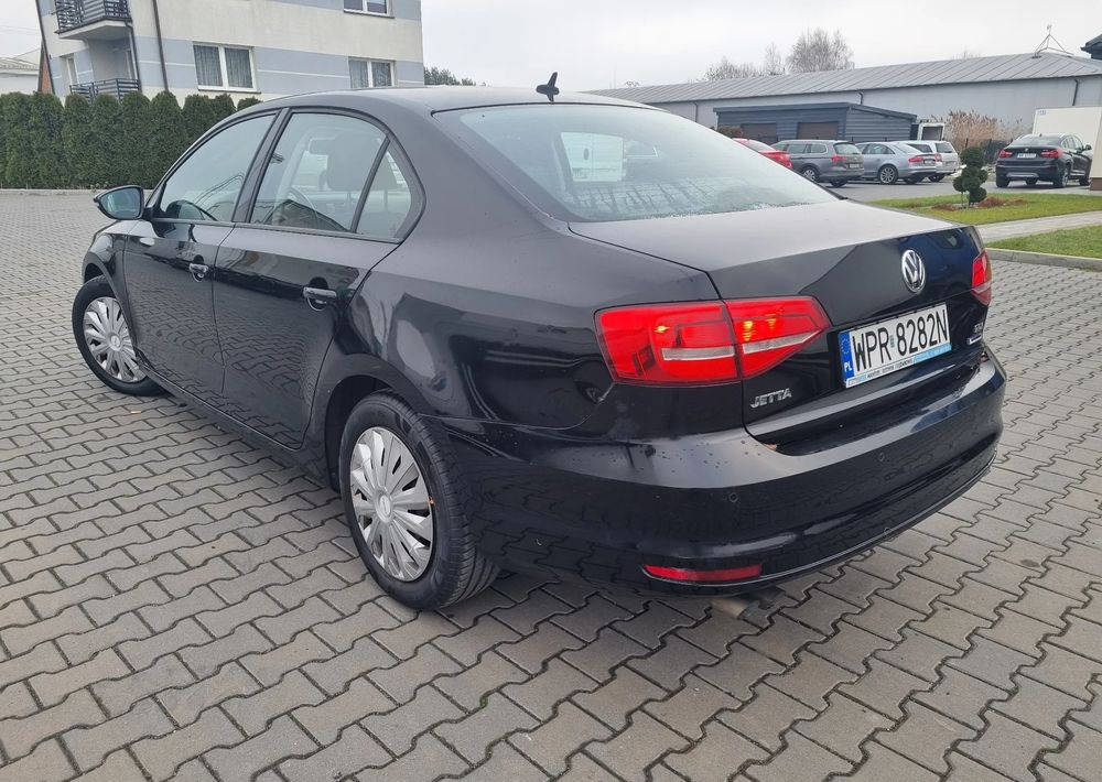 Volkswagen Jetta 2.0 TDI DPF BMT Trendline - 세단 : 사진 3 Volkswagen Jetta 2.0 TDI DPF BMT Trendline - 세단 : 사진 3