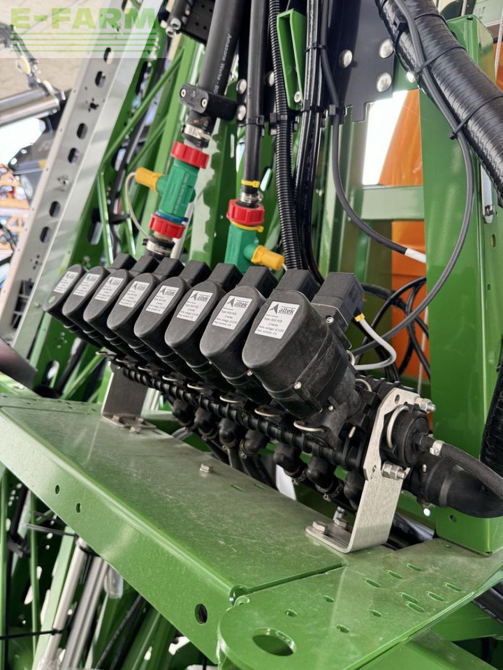 Amazone ug 3000 super - 견인 스프레이 : 사진 4 Amazone ug 3000 super - 견인 스프레이 : 사진 4