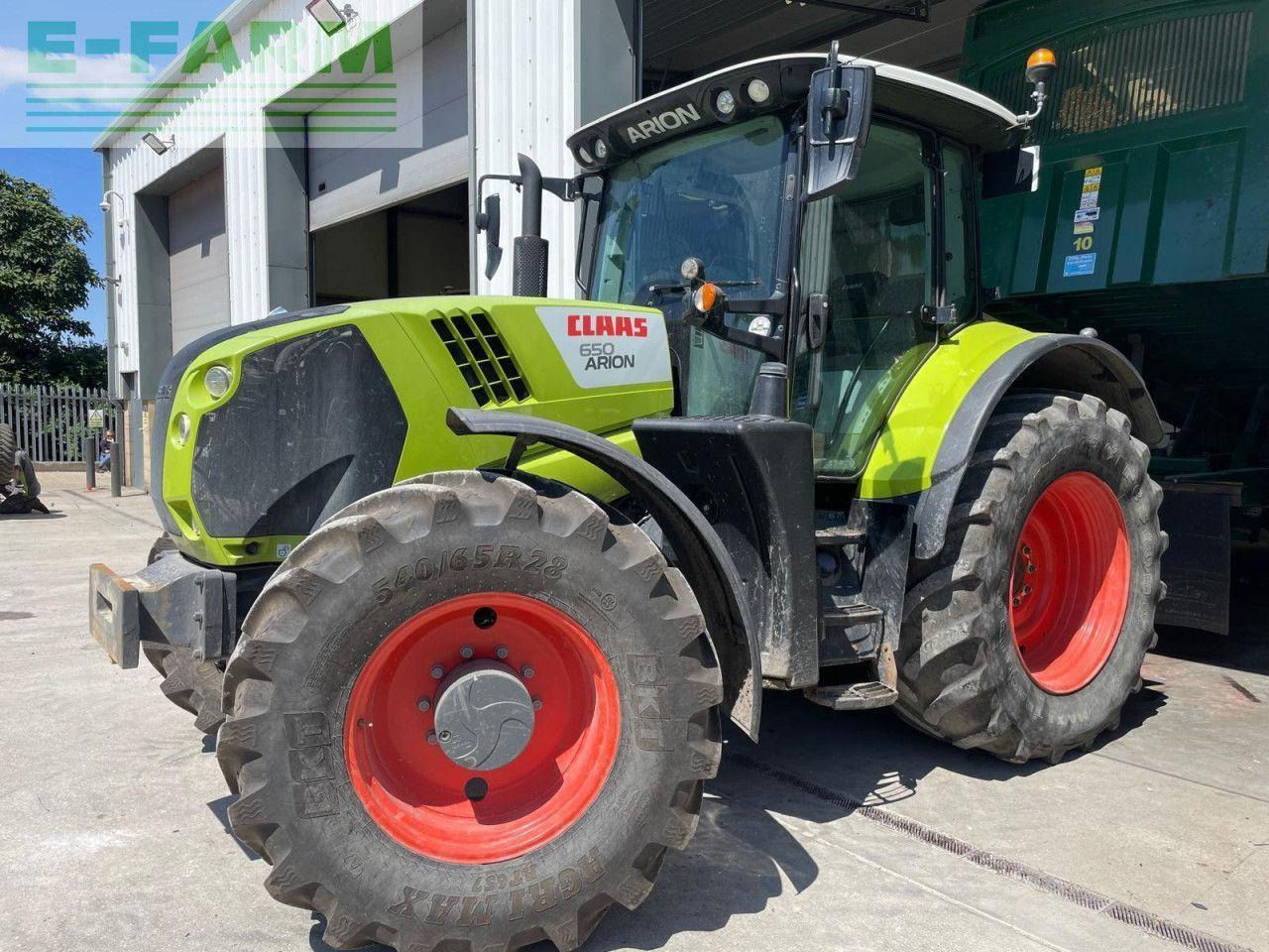 CLAAS ARION 650 - 장궤형 트랙터 : 사진 1 CLAAS ARION 650 - 장궤형 트랙터 : 사진 1