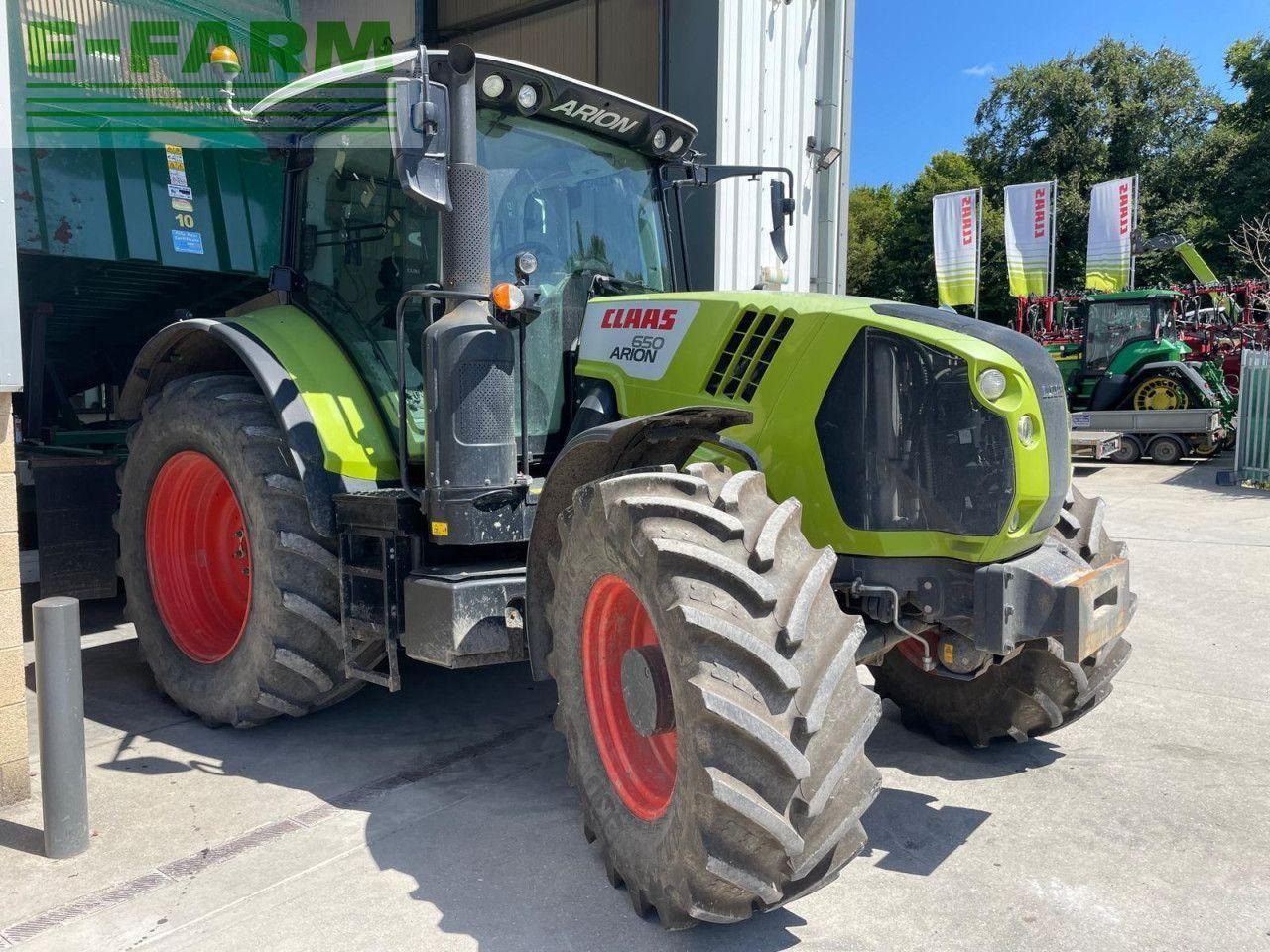 CLAAS ARION 650 - 장궤형 트랙터 : 사진 3 CLAAS ARION 650 - 장궤형 트랙터 : 사진 3
