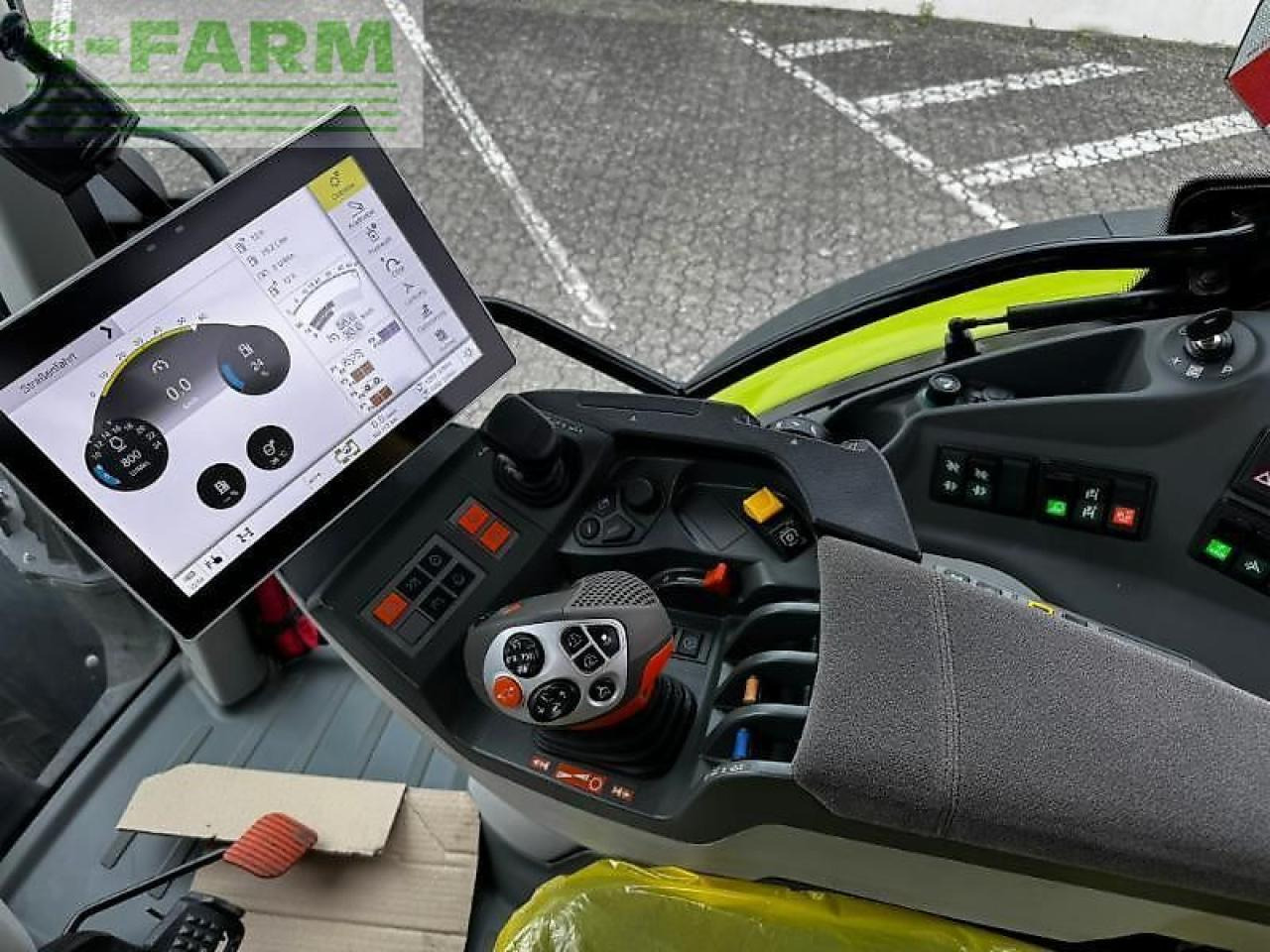 장궤형 트랙터 CLAAS arion 550 cmatic CMATIC : 사진 11