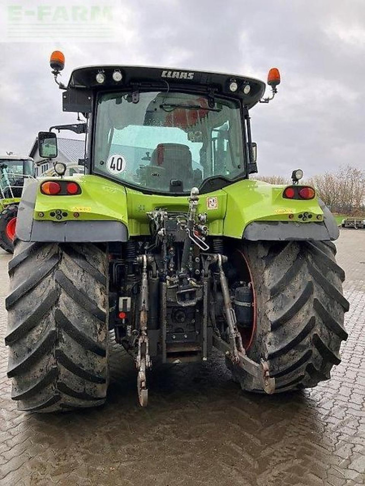 장궤형 트랙터 CLAAS arion 640 hexashift : 사진 6