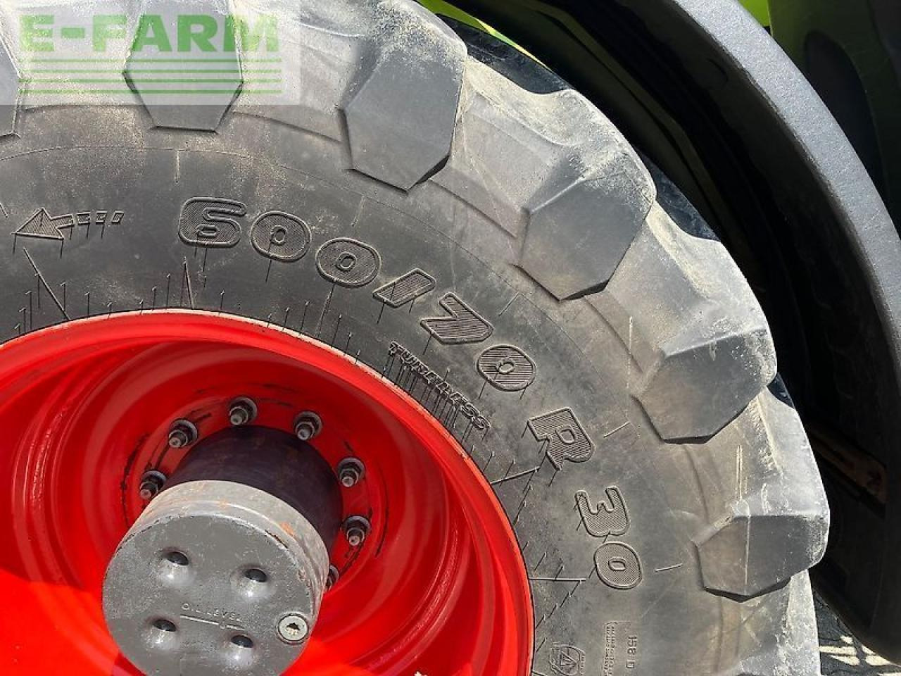 장궤형 트랙터 CLAAS axion 870 : 사진 7