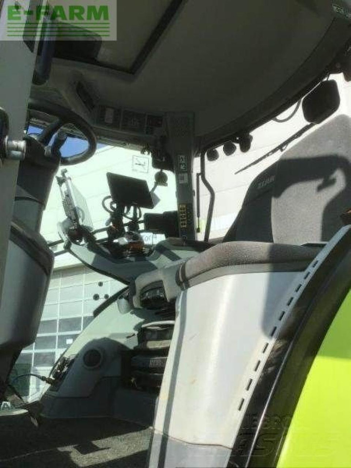 장궤형 트랙터 CLAAS axion 870 : 사진 6