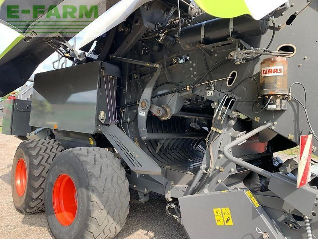 정사각 베일러 CLAAS quadrant 3300 : 사진 8