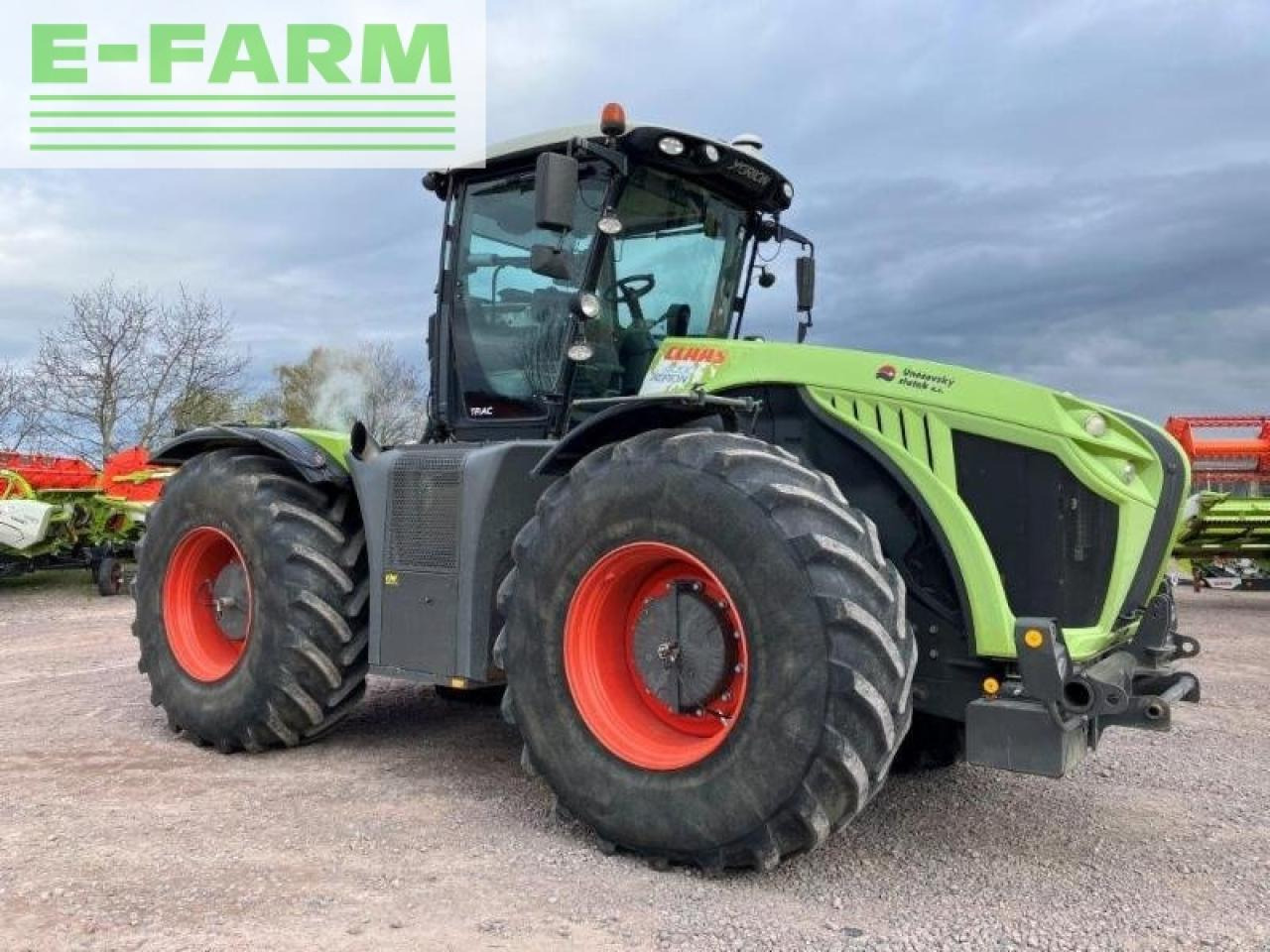 CLAAS xerion 4000 trac TRAC - 장궤형 트랙터 : 사진 3 CLAAS xerion 4000 trac TRAC - 장궤형 트랙터 : 사진 3