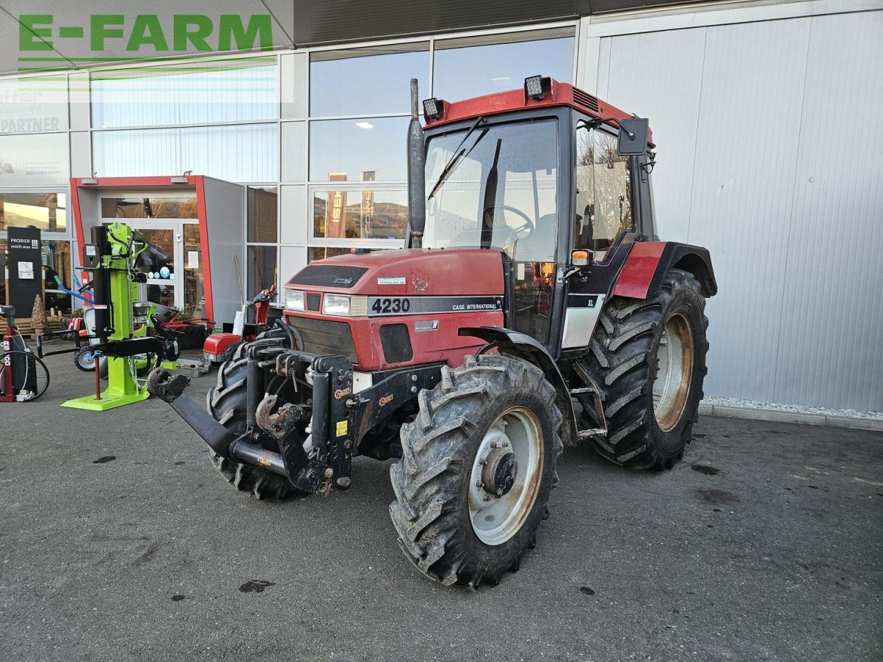 Case-IH 4230 xl a - 장궤형 트랙터 : 사진 2 Case-IH 4230 xl a - 장궤형 트랙터 : 사진 2