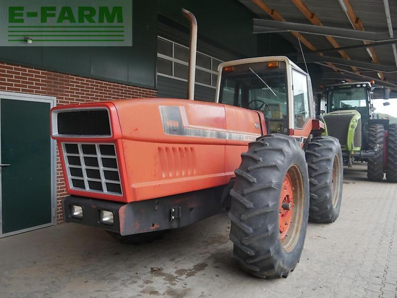 Case-IH ihc 3588 - 장궤형 트랙터 : 사진 3 Case-IH ihc 3588 - 장궤형 트랙터 : 사진 3