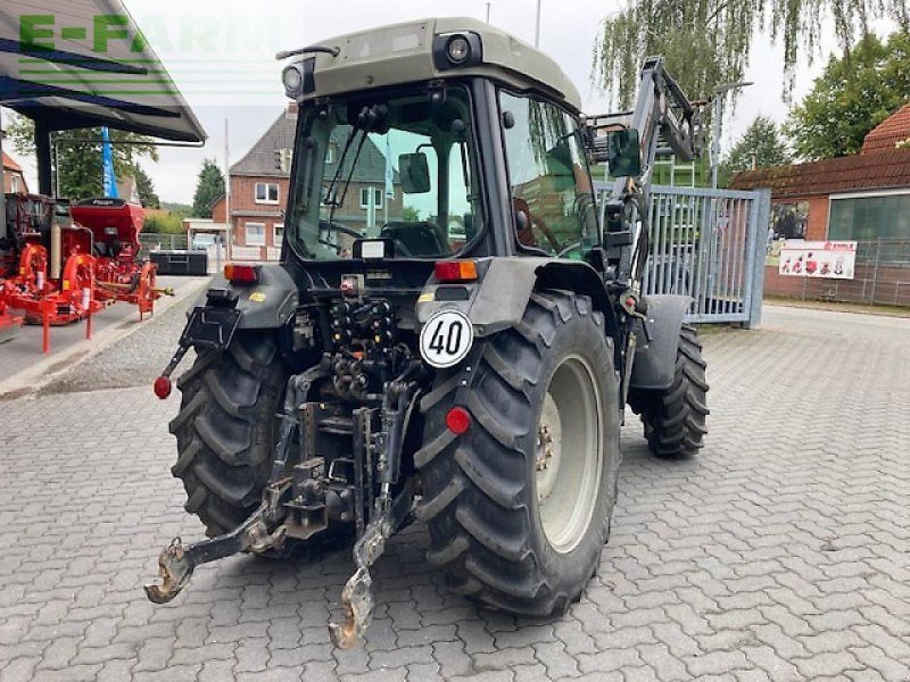 Deutz-Fahr agroplus f 430 gs F - 장궤형 트랙터 : 사진 5 Deutz-Fahr agroplus f 430 gs F - 장궤형 트랙터 : 사진 5