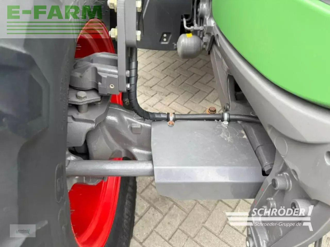 장궤형 트랙터 Fendt 724 vario s4 profi plus ProfiPlus : 사진 11