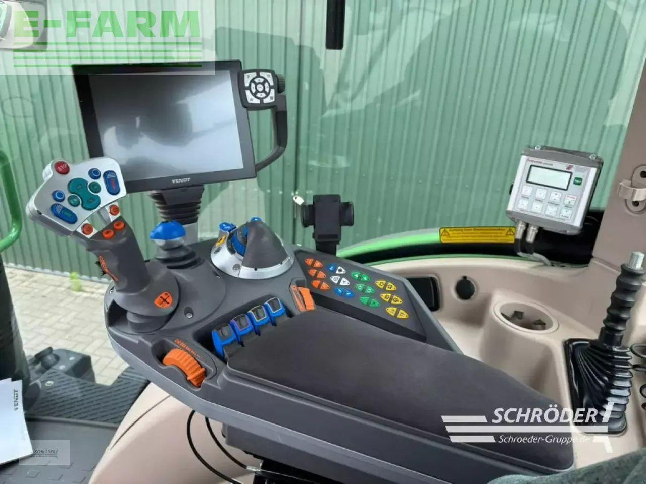 장궤형 트랙터 Fendt 724 vario s4 profi plus ProfiPlus : 사진 19