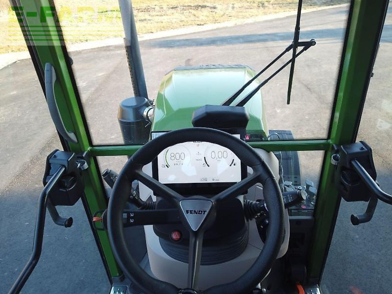 장궤형 트랙터 Fendt traktor 211 v vario gen3 V : 사진 14