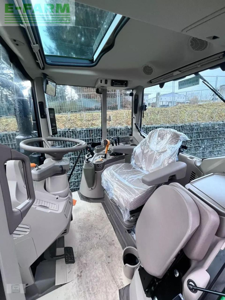 장궤형 트랙터 John Deere 6120m : 사진 7 장궤형 트랙터 John Deere 6120m : 사진 7