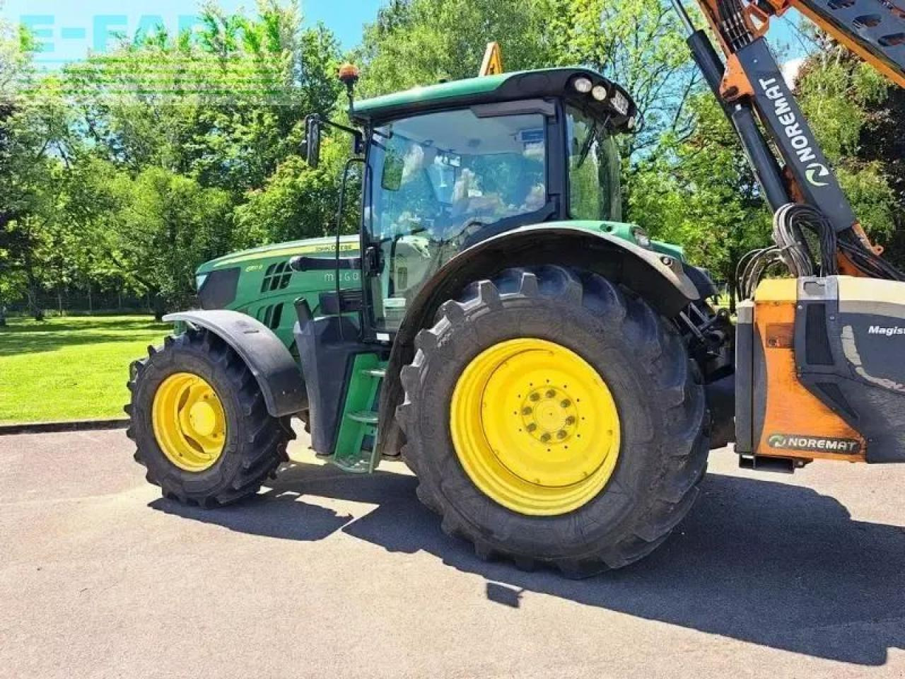 John Deere 6150r - 장궤형 트랙터 : 사진 4 John Deere 6150r - 장궤형 트랙터 : 사진 4