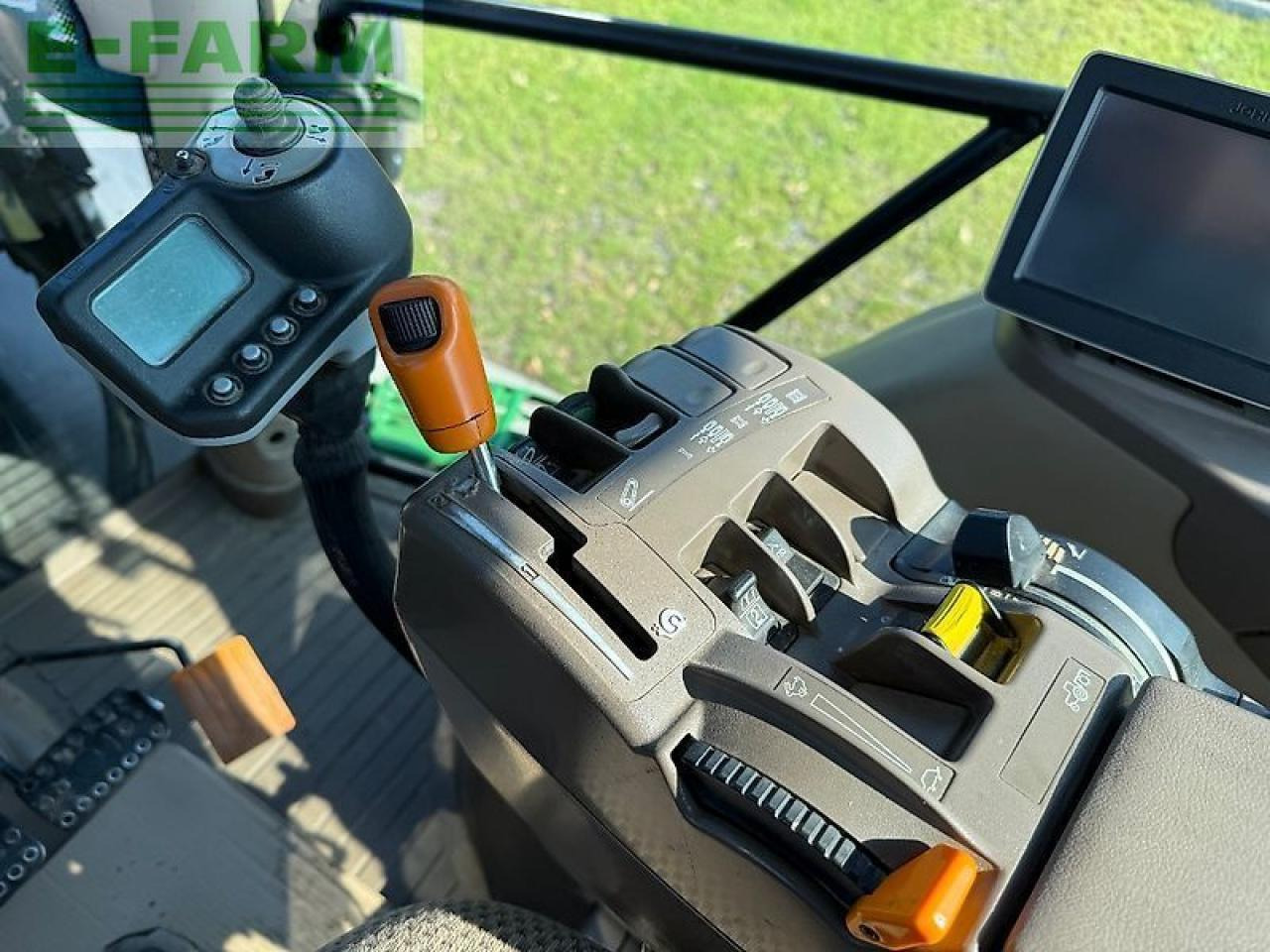 장궤형 트랙터 John Deere 6210r : 사진 13