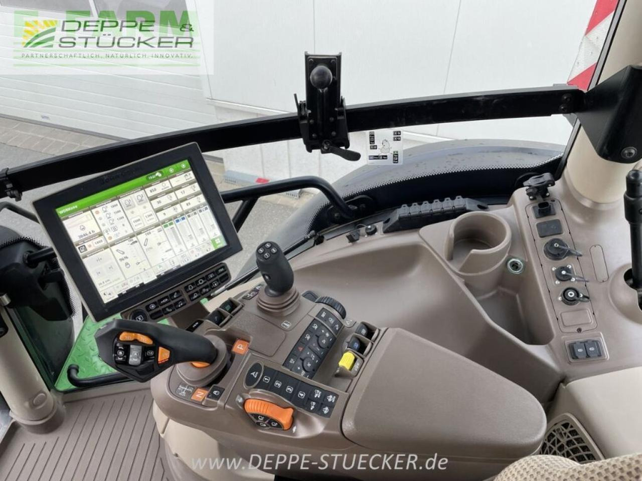 장궤형 트랙터 John Deere 6250r : 사진 7