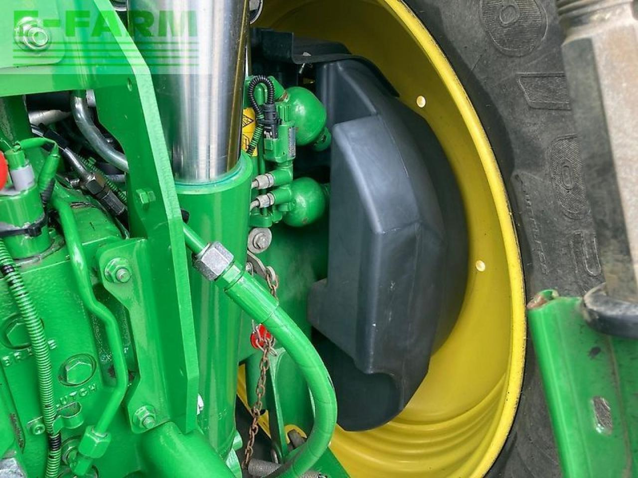 장궤형 트랙터 John Deere 6250r : 사진 14