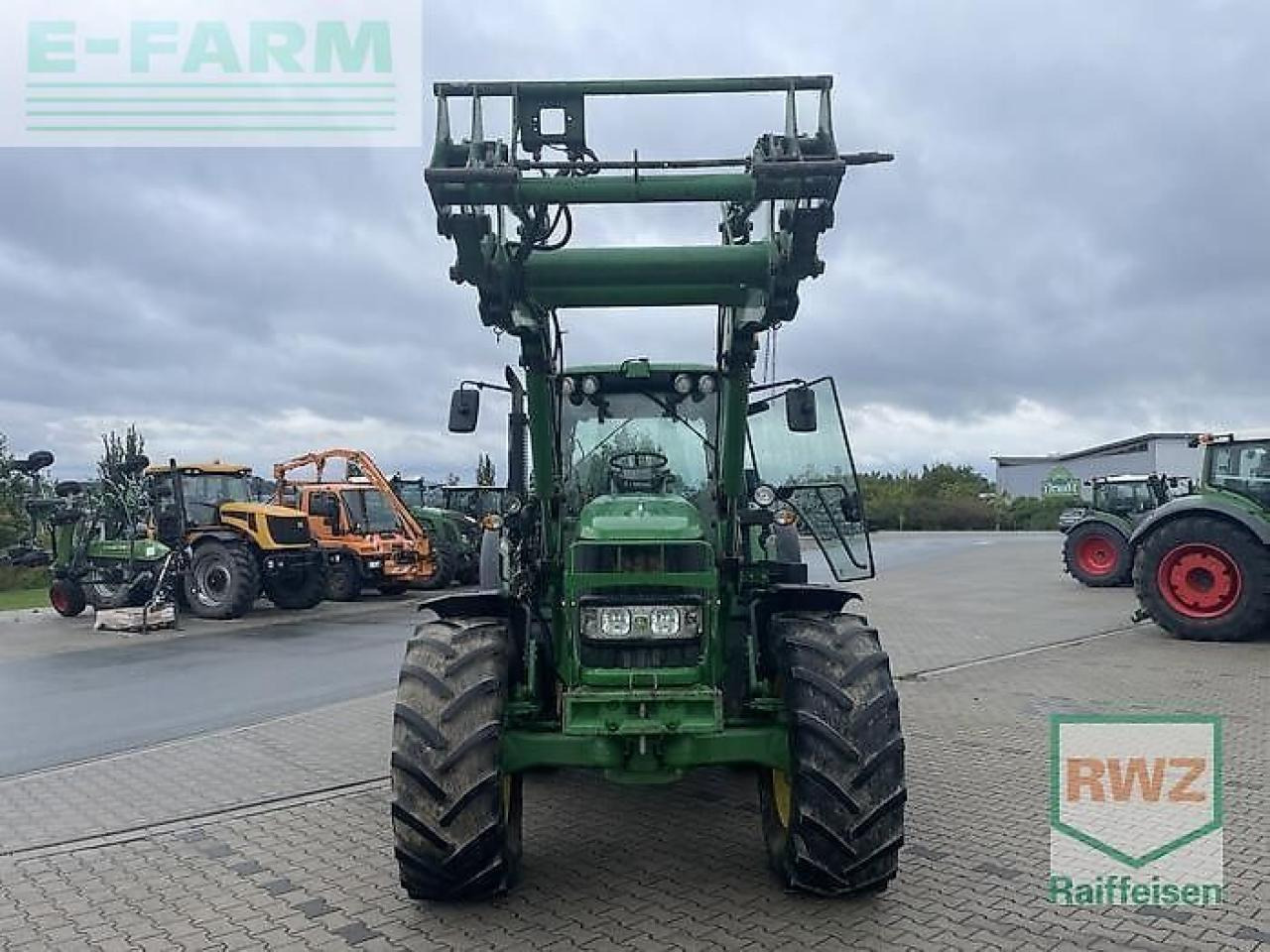 John Deere 6830 Premium - 장궤형 트랙터 : 사진 3 John Deere 6830 Premium - 장궤형 트랙터 : 사진 3