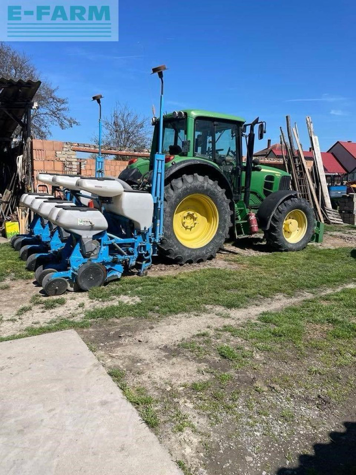 John Deere 6830 Premium - 장궤형 트랙터 : 사진 2 John Deere 6830 Premium - 장궤형 트랙터 : 사진 2