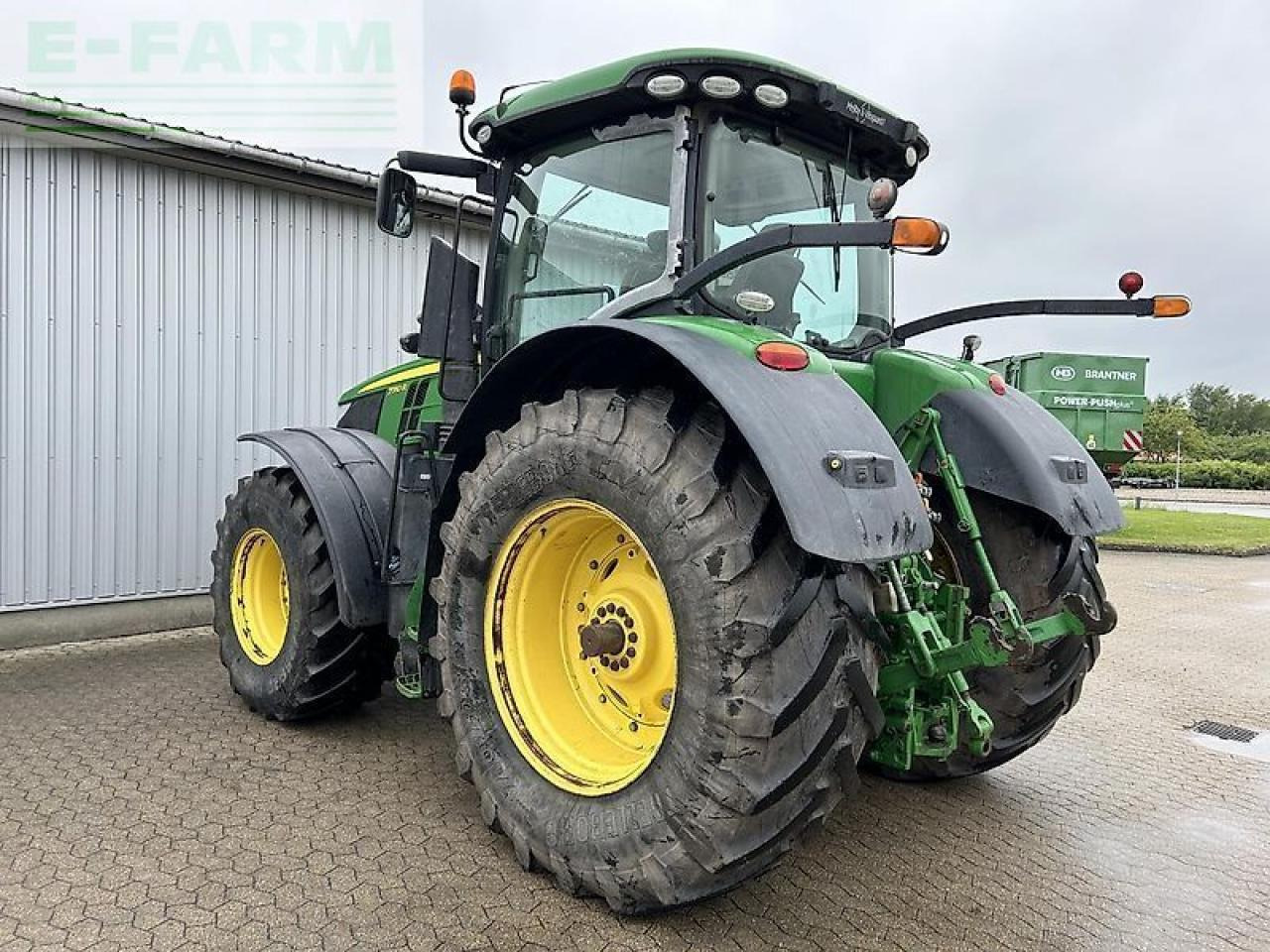 장궤형 트랙터 John Deere 7310r : 사진 10 장궤형 트랙터 John Deere 7310r : 사진 10