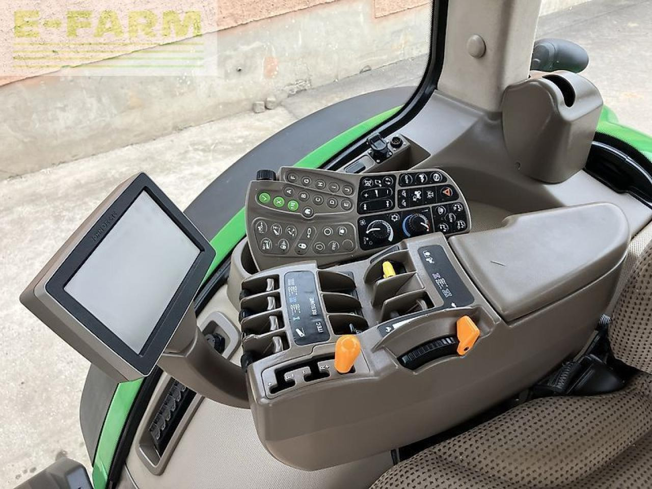 장궤형 트랙터 John Deere 8310r powr shift *motor neu* : 사진 35