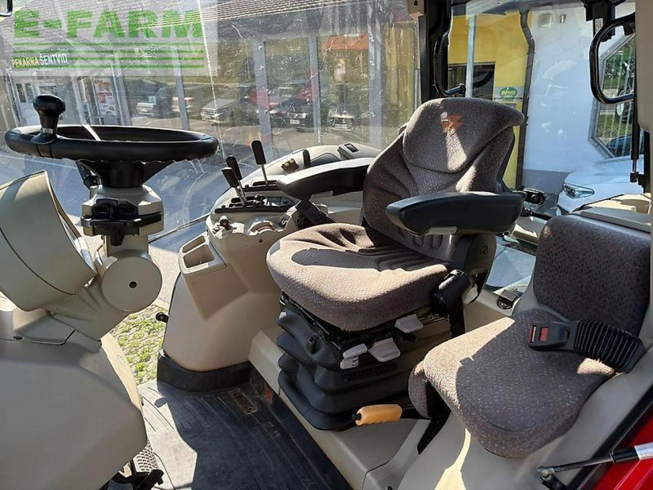 장궤형 트랙터 Massey Ferguson 6612 dyna4 : 사진 16