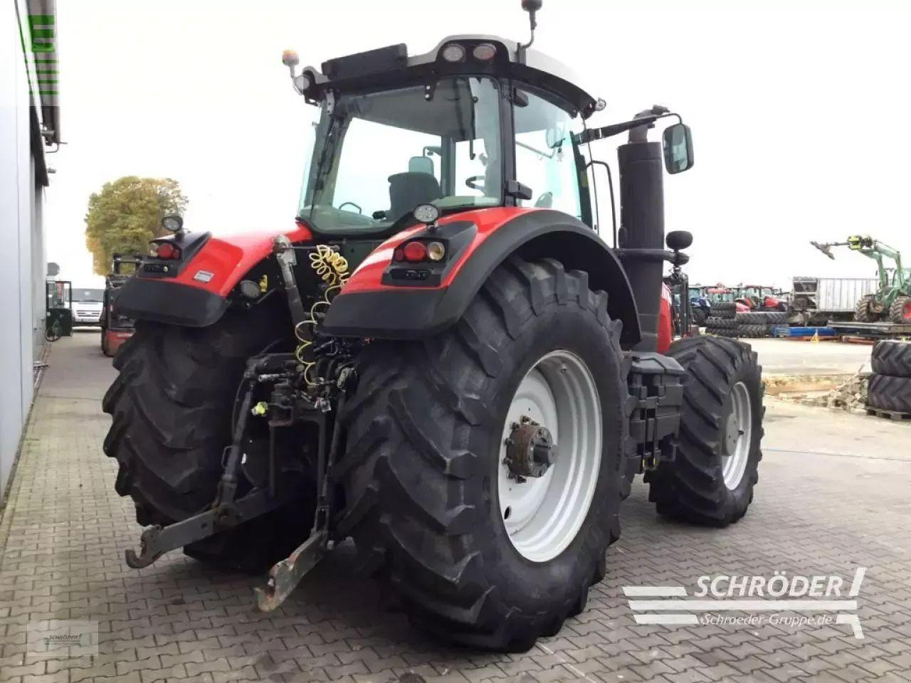 Massey Ferguson 8735 dyna-vt - 장궤형 트랙터 : 사진 3 Massey Ferguson 8735 dyna-vt - 장궤형 트랙터 : 사진 3