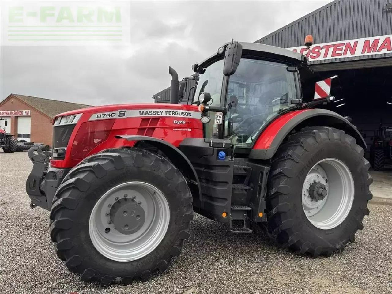 Massey Ferguson 8740s dyna vt exclusive Exclusive - 장궤형 트랙터 : 사진 2 Massey Ferguson 8740s dyna vt exclusive Exclusive - 장궤형 트랙터 : 사진 2