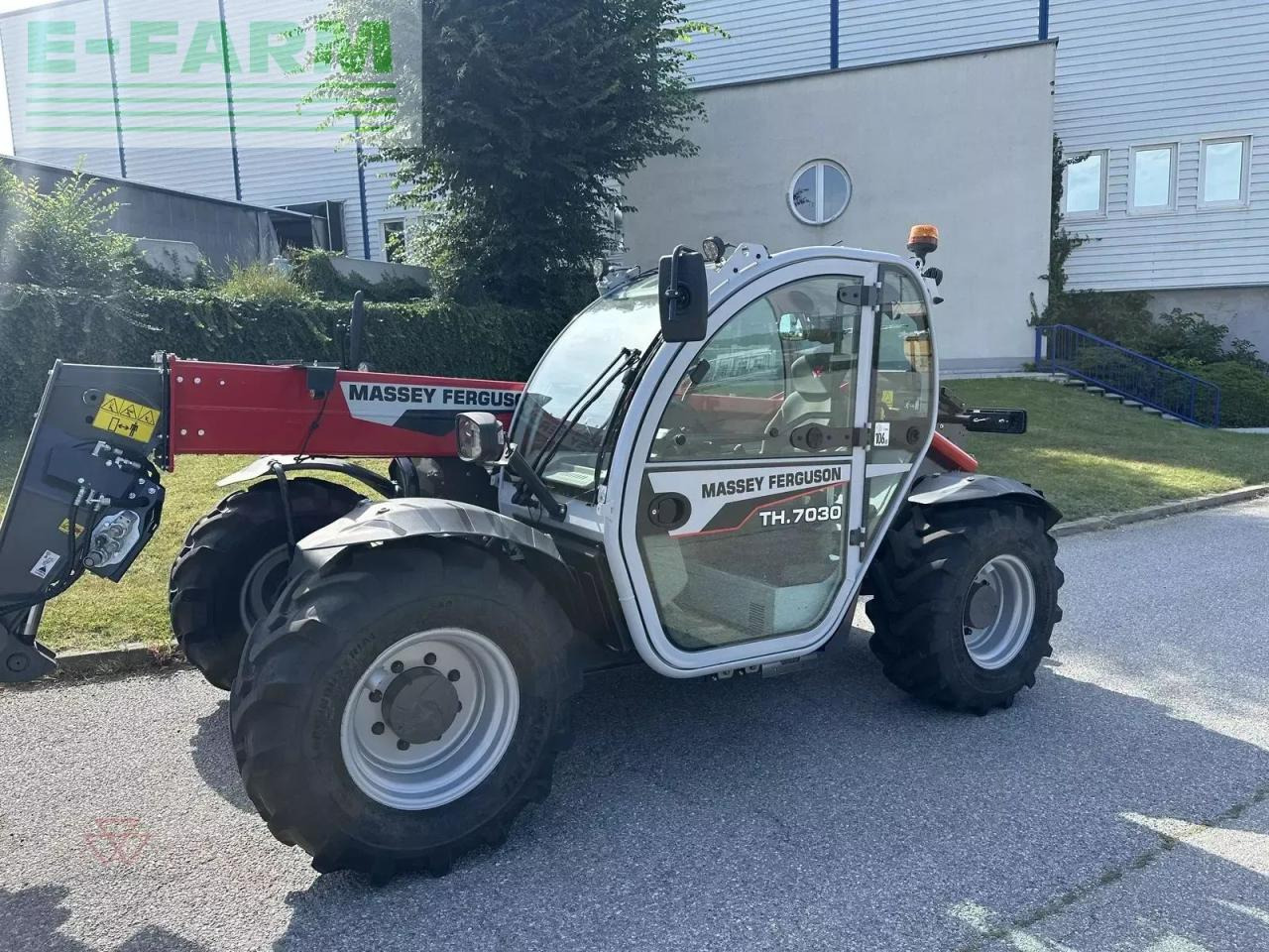 텔레스코픽 핸들러 Massey Ferguson massey ferguson th.7030lp s5 : 사진 8 텔레스코픽 핸들러 Massey Ferguson massey ferguson th.7030lp s5 : 사진 8