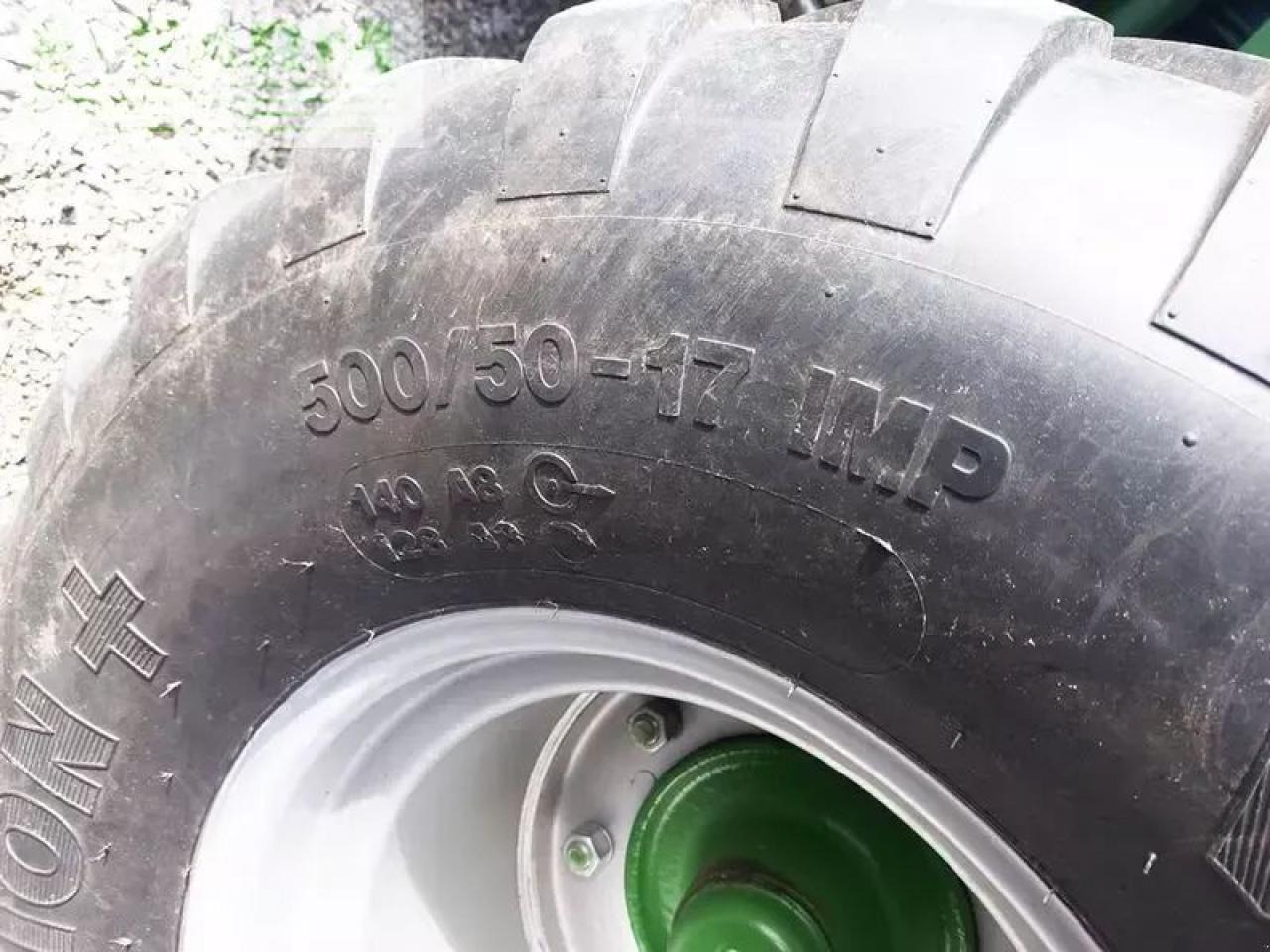 정사각 베일러 Mc Hale f5500 rundballenpresse : 사진 9 정사각 베일러 Mc Hale f5500 rundballenpresse : 사진 9