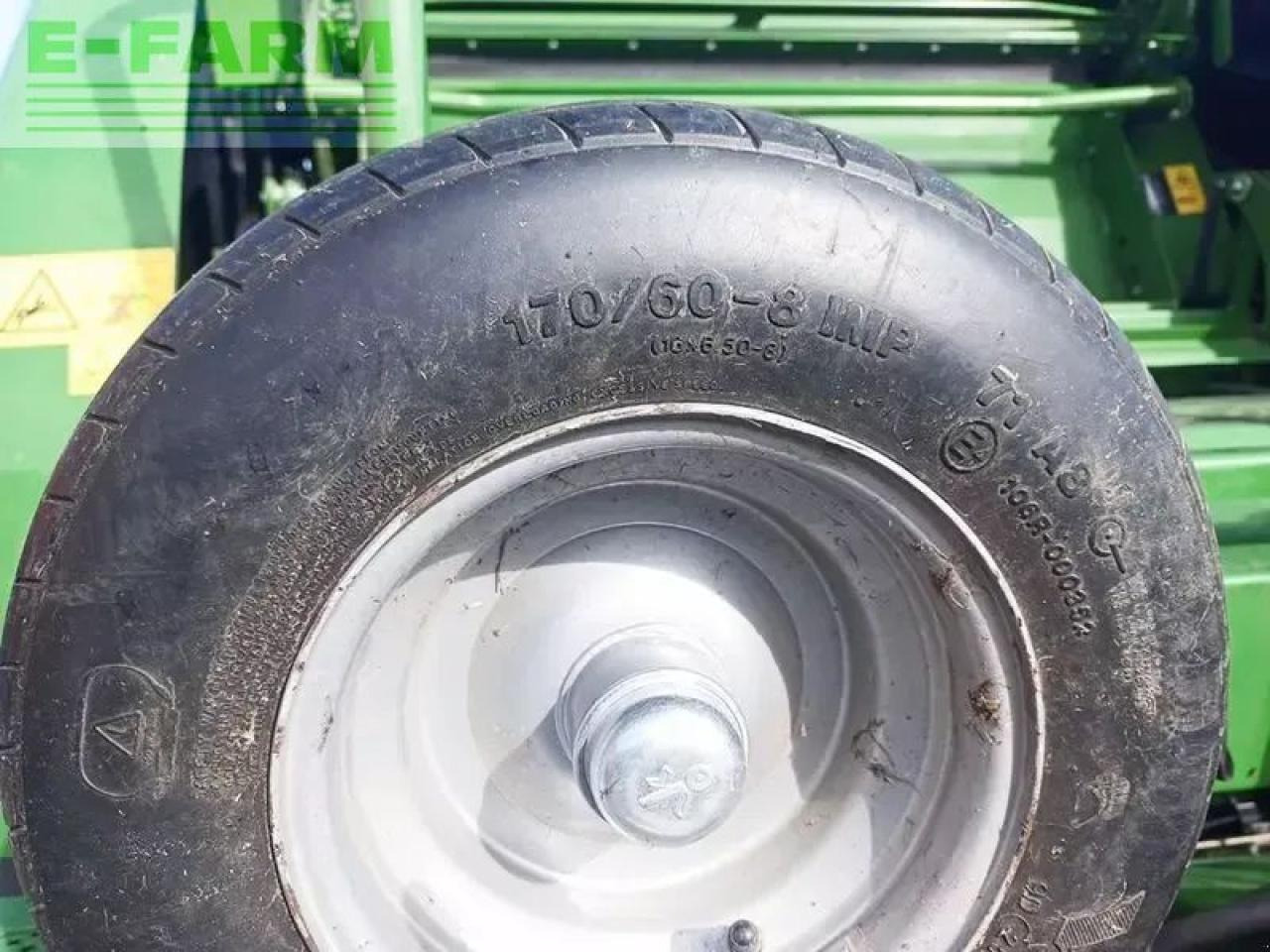 정사각 베일러 Mc Hale f5500 rundballenpresse : 사진 10 정사각 베일러 Mc Hale f5500 rundballenpresse : 사진 10