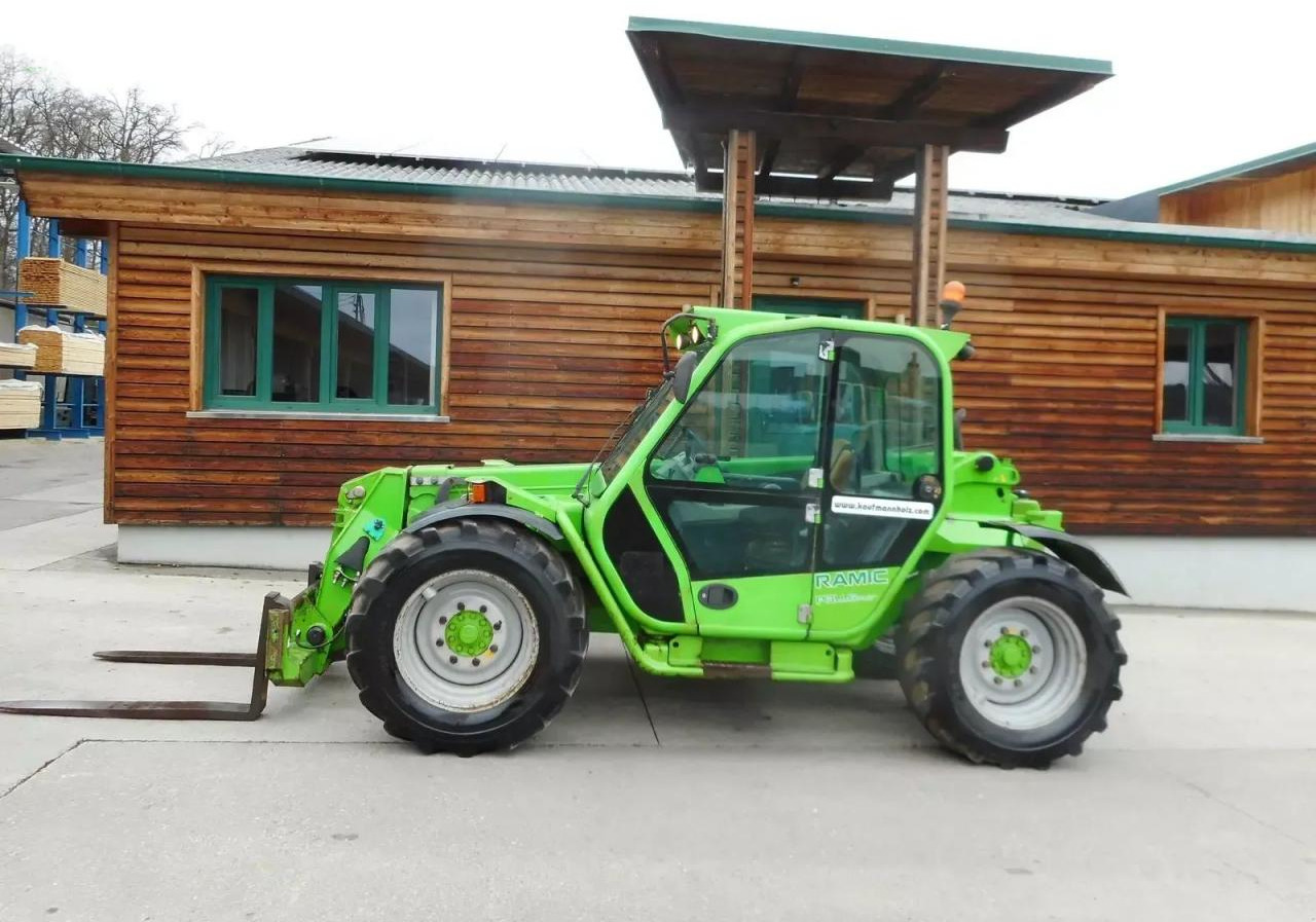 Merlo p32.6 plus ( 2,15 hoch 2,05 breit ) 40 km/h - 텔레스코픽 핸들러 : 사진 1 Merlo p32.6 plus ( 2,15 hoch 2,05 breit ) 40 km/h - 텔레스코픽 핸들러 : 사진 1