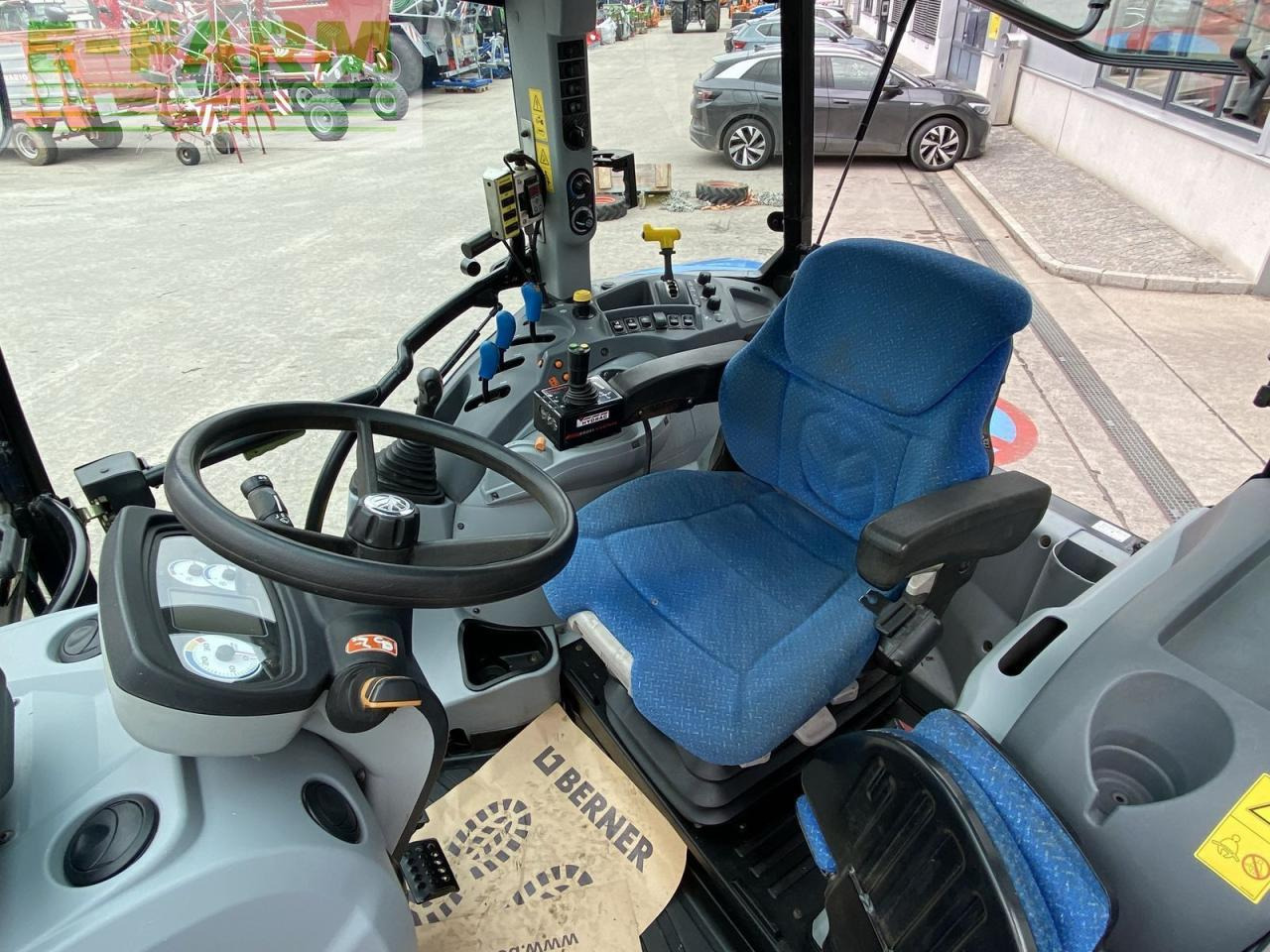 장궤형 트랙터 New Holland t5.105 electro command : 사진 14