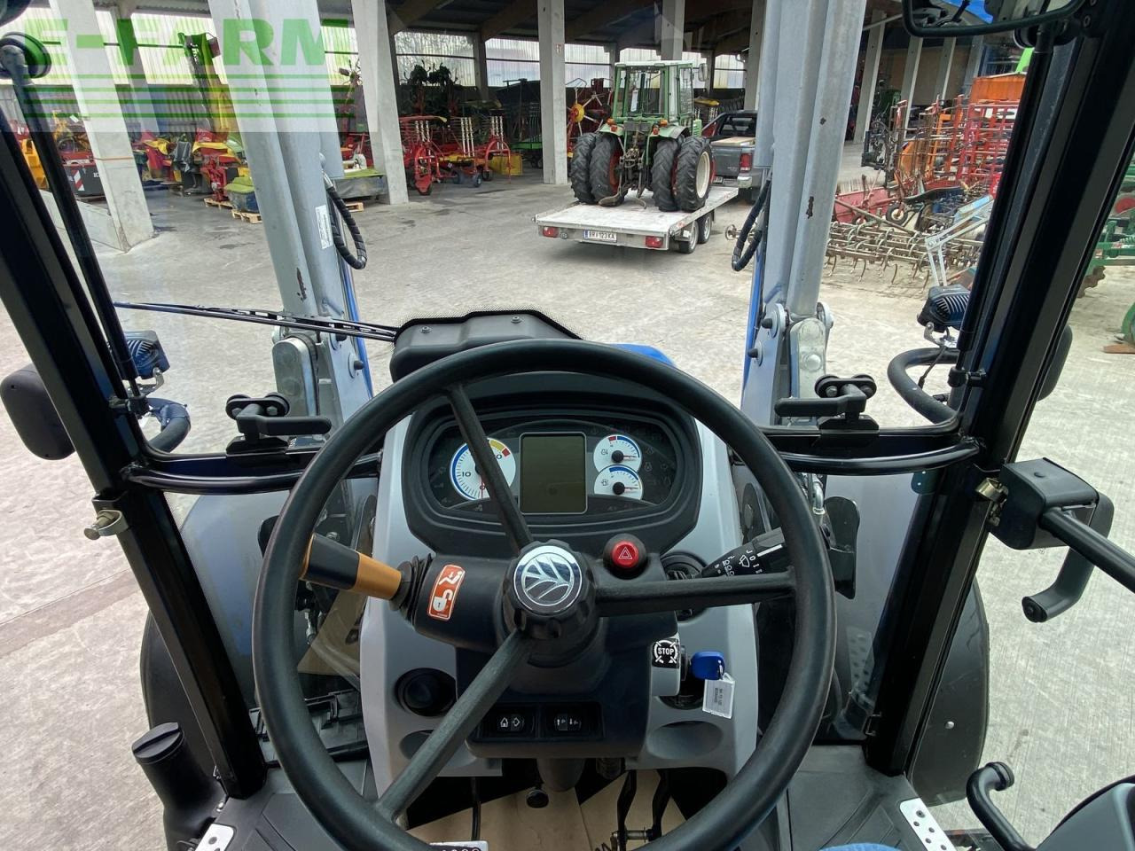 장궤형 트랙터 New Holland t5.105 electro command : 사진 15