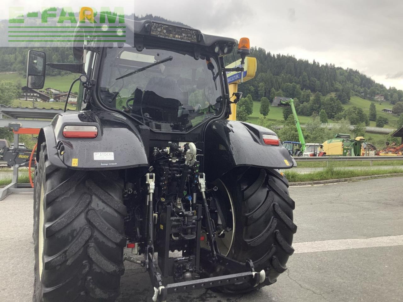 New Holland t6.165 dynamic command sidewinder ii - 장궤형 트랙터 : 사진 3 New Holland t6.165 dynamic command sidewinder ii - 장궤형 트랙터 : 사진 3