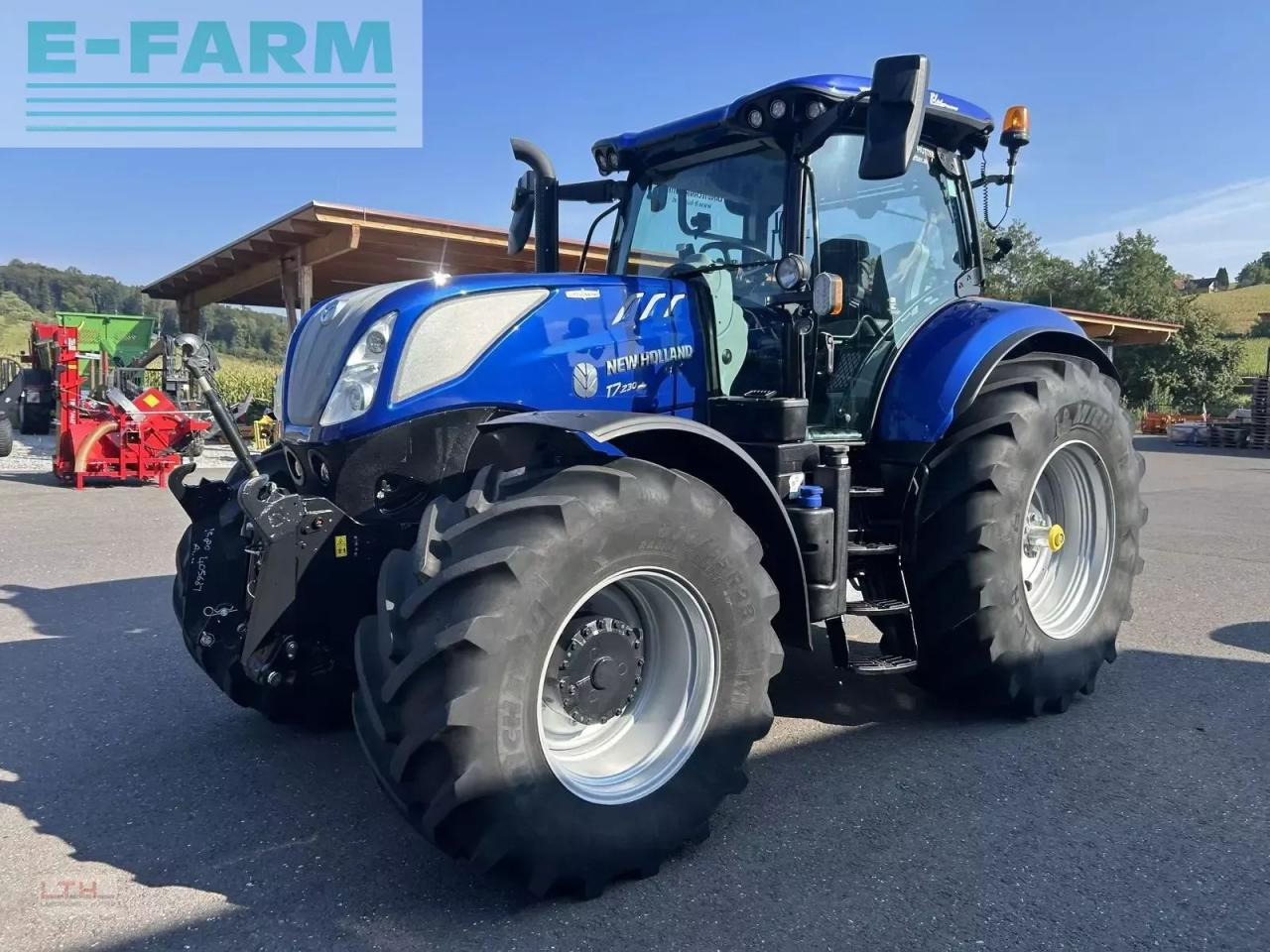 New Holland t7.230 plm auto command - 장궤형 트랙터 : 사진 1 New Holland t7.230 plm auto command - 장궤형 트랙터 : 사진 1