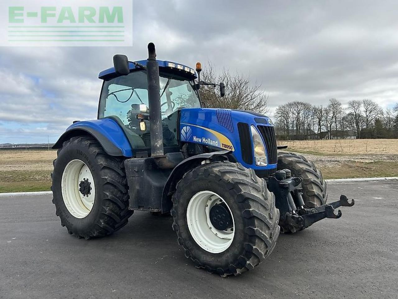 New Holland t8050 - 장궤형 트랙터 : 사진 2 New Holland t8050 - 장궤형 트랙터 : 사진 2