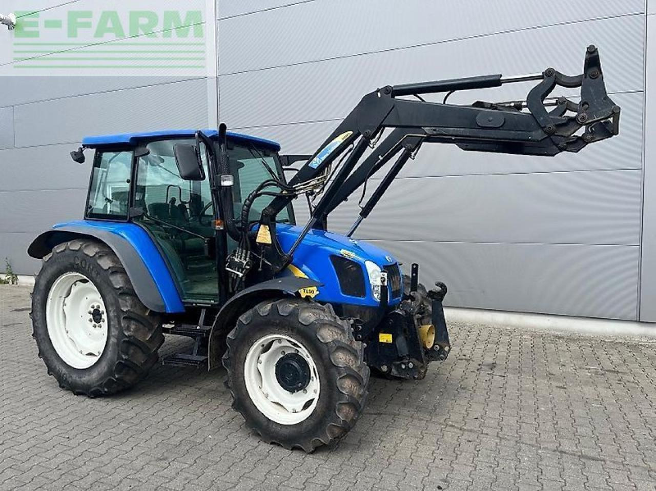 New Holland tl 90 a A - 장궤형 트랙터 : 사진 1 New Holland tl 90 a A - 장궤형 트랙터 : 사진 1