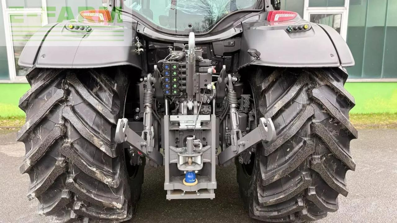 장궤형 트랙터 Valtra n 175 d : 사진 6