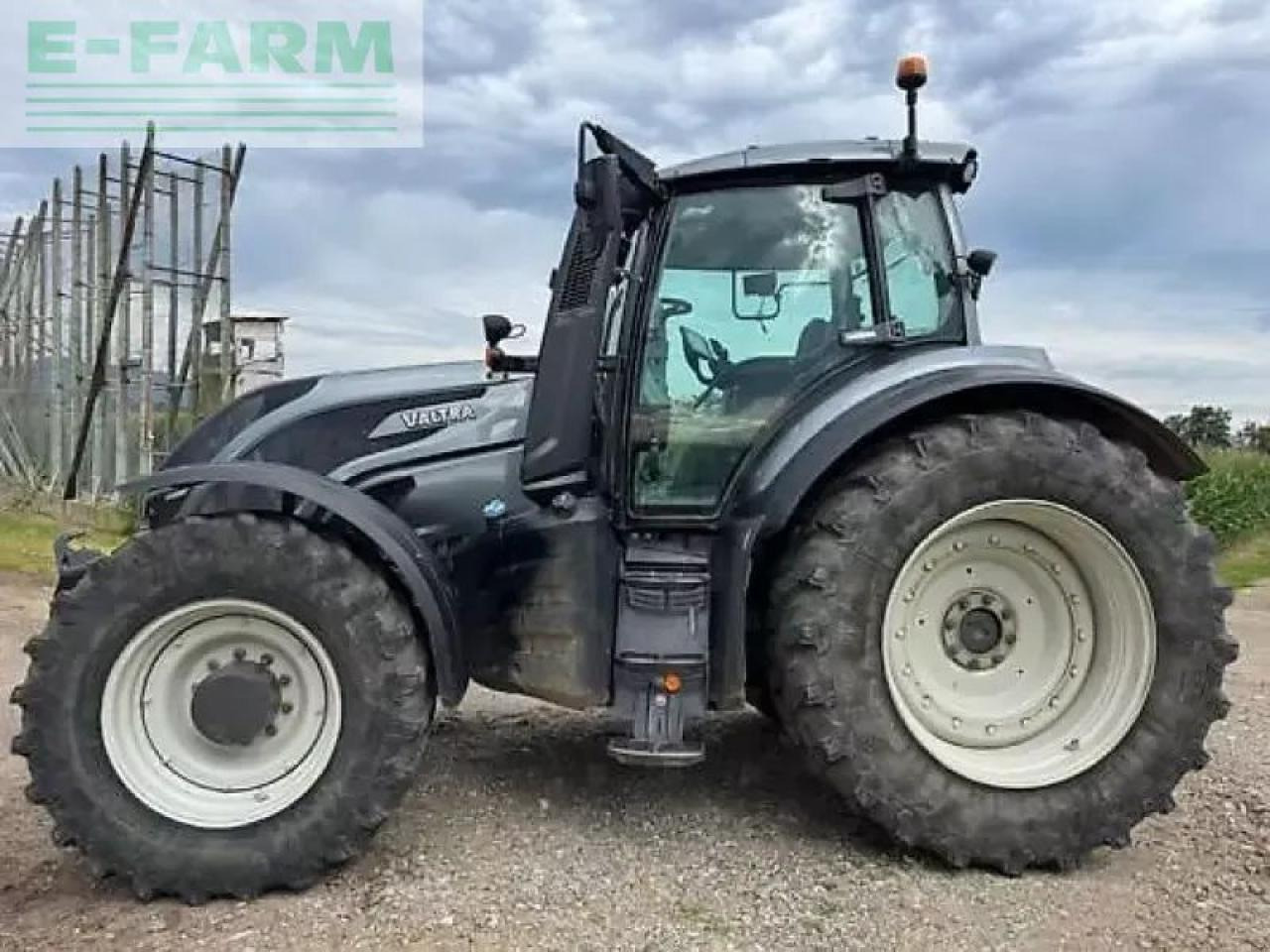 Valtra t234 versu Versu - 장궤형 트랙터 : 사진 3 Valtra t234 versu Versu - 장궤형 트랙터 : 사진 3