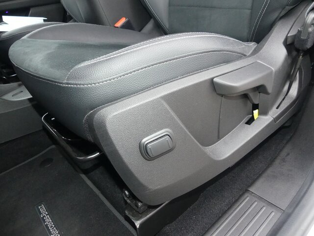 승합차 MERCEDES-BENZ T 180 Progressive,LED,MBUX,Navi,Rückfahrkamera : 사진 8