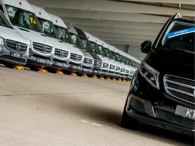 리스 MERCEDES-BENZ V 300 Avantgarde,Extralang,2xSchiebetür el.,AHK MERCEDES-BENZ V 300 Avantgarde,Extralang,2xSchiebetür el.,AHK : 사진 11