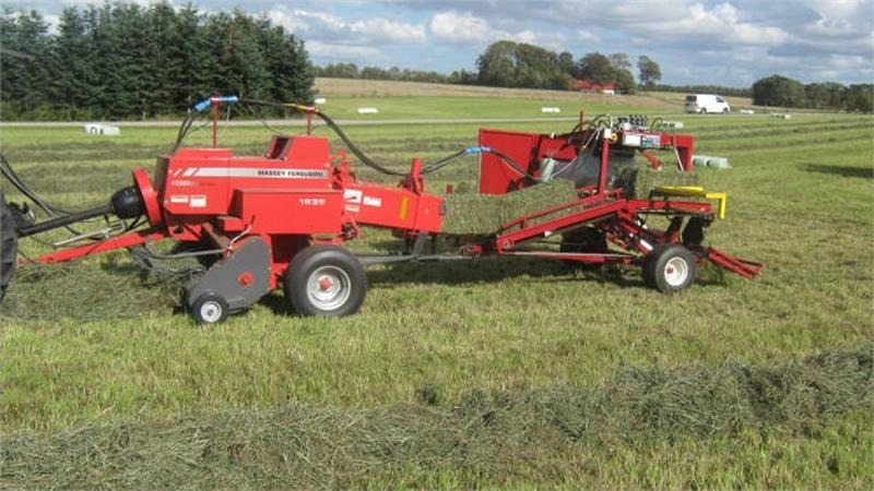 Pomi Mini 100 MF 1839 - 베일 포장기 : 사진 1 Pomi Mini 100 MF 1839 - 베일 포장기 : 사진 1