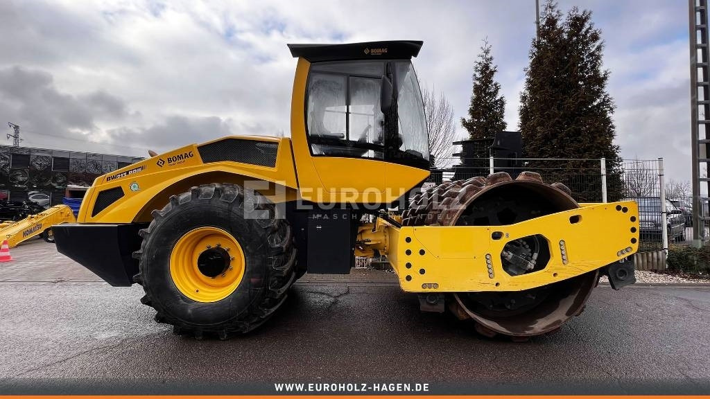 Bomag Stachelwalze BW 213 PDH-5, Schnellgang, Walzenzug - 압축기 : 사진 1 Bomag Stachelwalze BW 213 PDH-5, Schnellgang, Walzenzug - 압축기 : 사진 1