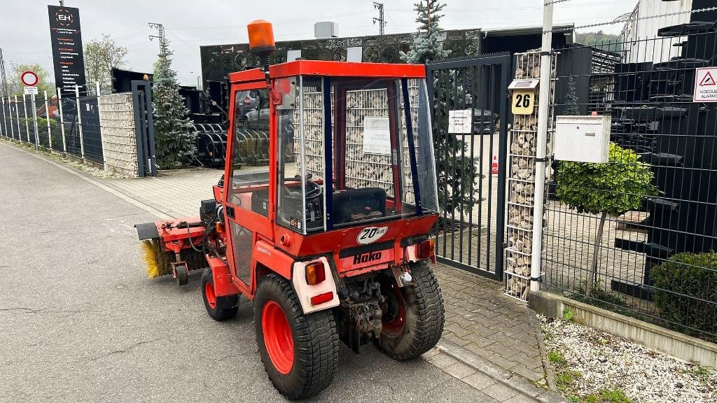 Hako 2300 D Kleintraktor, hyrd. Kehrmaschine, Zapfwelle - 지자체 트랙터 : 사진 4 Hako 2300 D Kleintraktor, hyrd. Kehrmaschine, Zapfwelle - 지자체 트랙터 : 사진 4