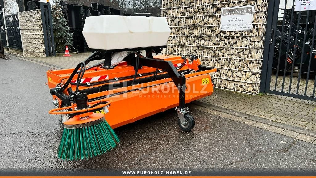 Kehrmaschine ZM2000 mit Seitenbesen - 빗자루 지자체/ 특수 차량 용 : 사진 5 Kehrmaschine ZM2000 mit Seitenbesen - 빗자루 지자체/ 특수 차량 용 : 사진 5