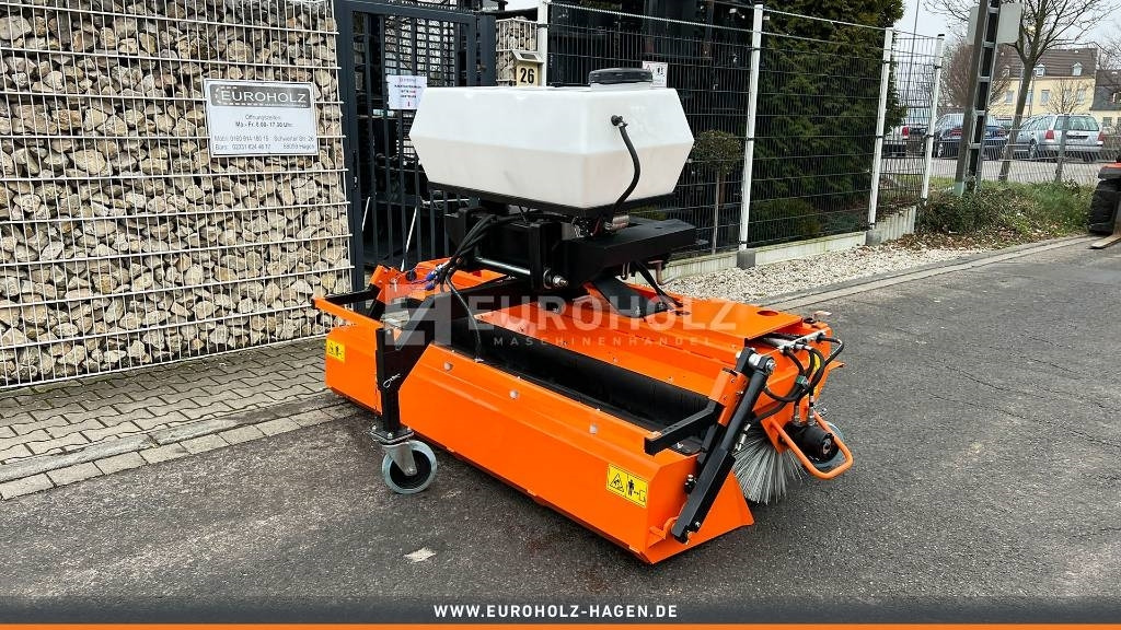 Kehrmaschine ZM2000 - 빗자루 지자체/ 특수 차량 용 : 사진 2 Kehrmaschine ZM2000 - 빗자루 지자체/ 특수 차량 용 : 사진 2